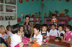 Cô giáo hết lòng vì học sinh thân yêu